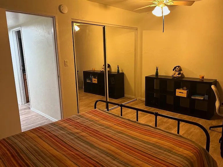 941 N Euclid Ave #222 — Photo 9