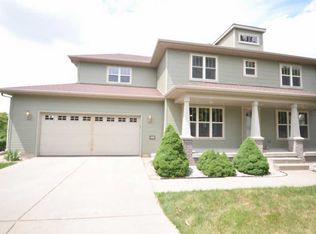 1324 Dewberry Dr, Madison, WI 53719