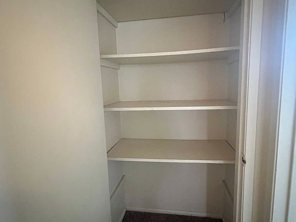 5th image of 2338 Butte St #5