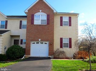 3932 Palmer Ct, Collegeville, PA 19426