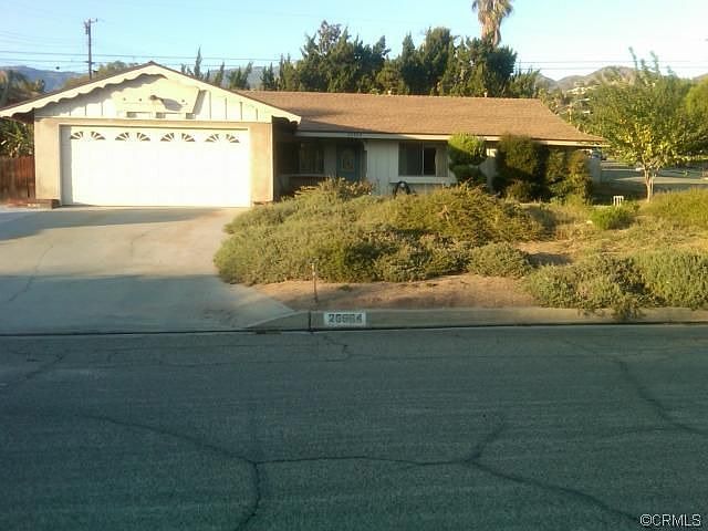 1st image of 25964 E Edgemont Dr