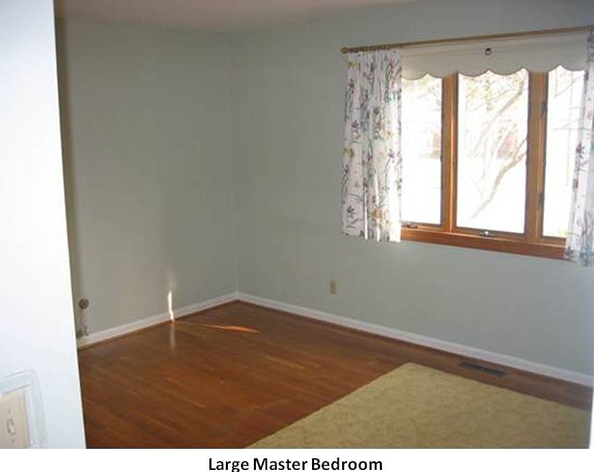 2nd image of 2809 Point Ct