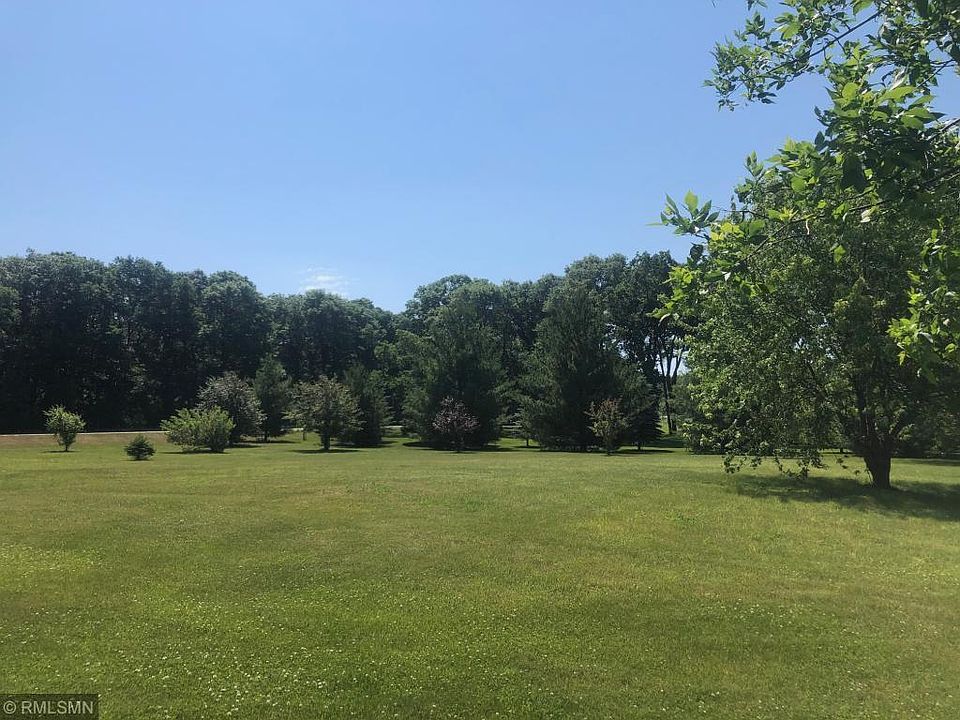 1st image of 13 Hillview Ln