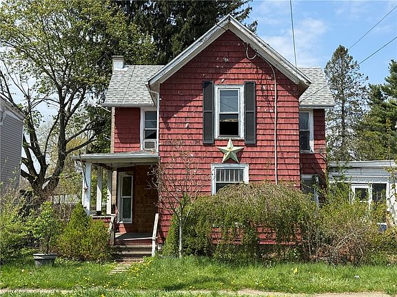 2nd image of 438 Broadway St
