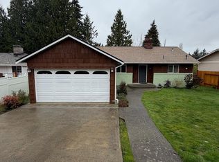 2233 81st Ave SE, Mercer Island, WA 98040