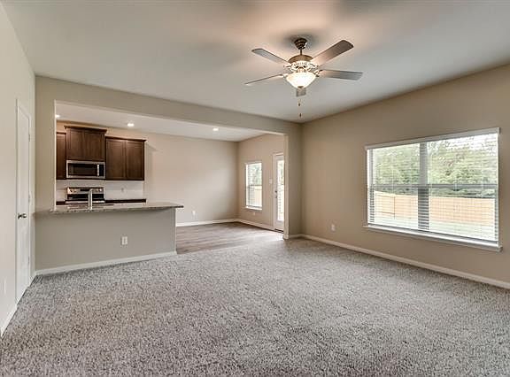 2nd image of 206 Lake Rdg