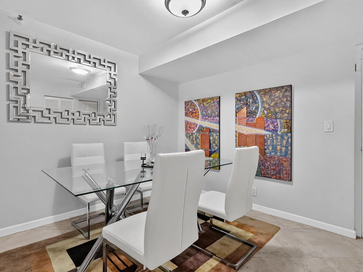 2 bed, 2.0 bath, 1305 sqft, $2,750 — Photo 3