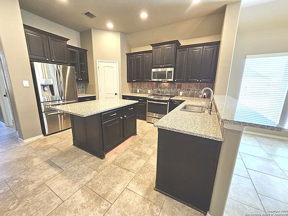 4th image of 8501 LAJITAS BEND