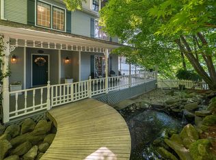10157 SW 263rd Street, Vashon, WA 98070