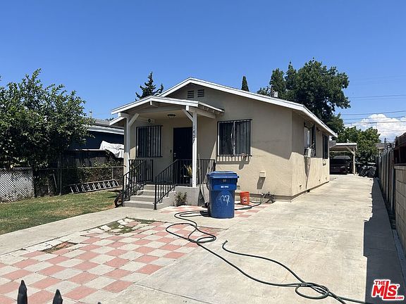 3rd image of 1427 E 57th St