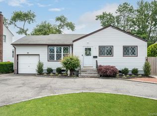 138 Davison Ave, Oceanside, NY 11572