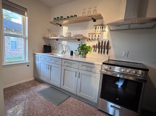 6309 General Pershing St, New Orleans, LA 70125
