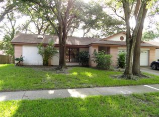 66 Crane Dr, Safety Harbor, FL 34695