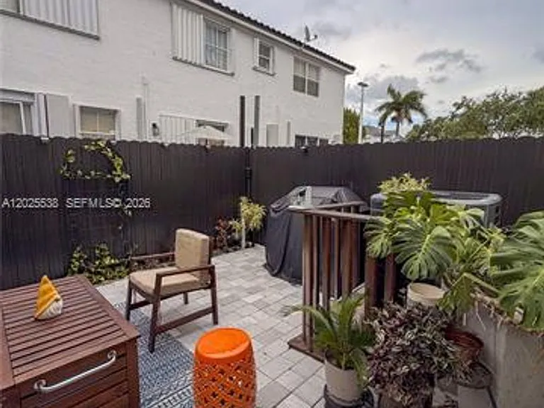 5420 NW 107th Ave #303 — Photo 27
