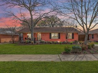 1910 Province Ln, Dallas, TX 75228