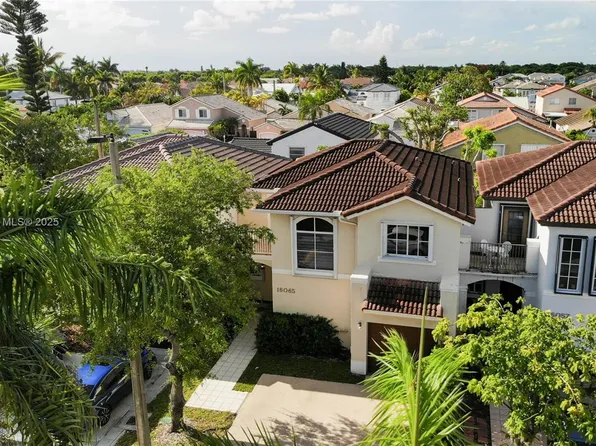 16065 SW 86th Ln, Miami, FL 33193