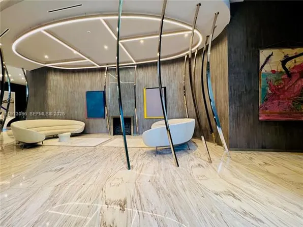 1000 Brickell Plz, Miami, FL