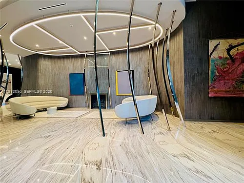1000 Brickell Plz #1903 Photo 1