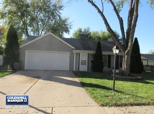 6 Winrock Rd, Montgomery, IL 60538