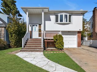 201 Montauk Street, Valley Stream, NY 11580