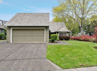 1700 Yarmouth Cir, Lake Oswego, OR 97034