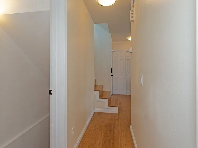 168 Walnut Ave — Photo 16