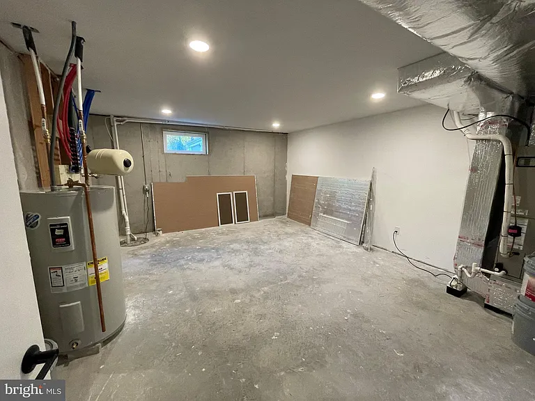 505 S Orange St #1 — Photo 25