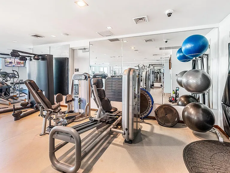 101 S Fort Lauderdale Beach Blvd #1104 — Photo 40