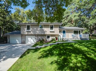 4808 W 114th St, Bloomington, MN 55437