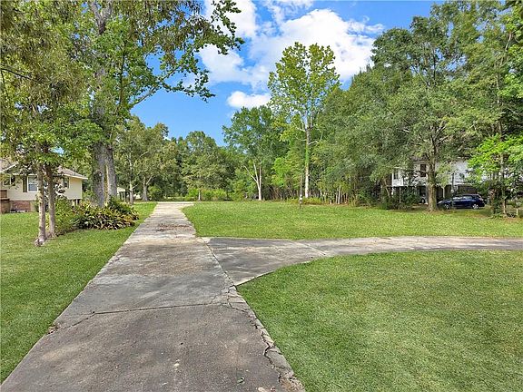 5th image of 26493 Mandane Dr