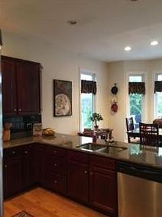 2nd image of 140 Arnold Palmer Dr