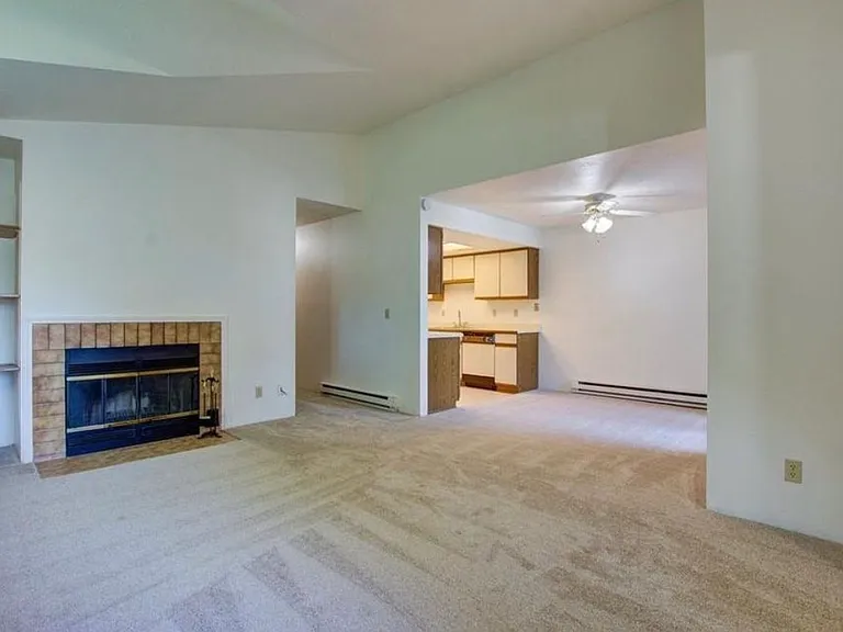 86 Kingsgate Rd #H201 — Photo 6