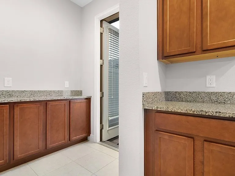 6537 Calamondin Dr — Photo 10