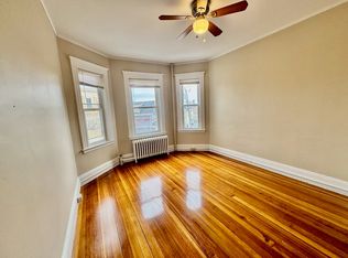25 Rowell St FLOOR 2, Dorchester, MA 02125
