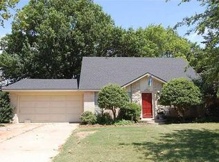 1521 Canterbury St, Norman, OK 73069