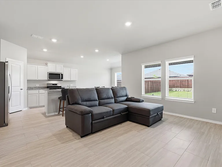 845 Round Robin Ln — Photo 4