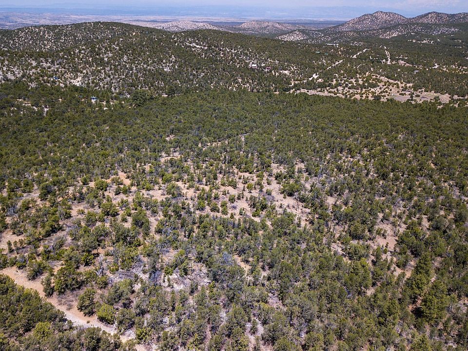 1st image of Ranchitos Ln