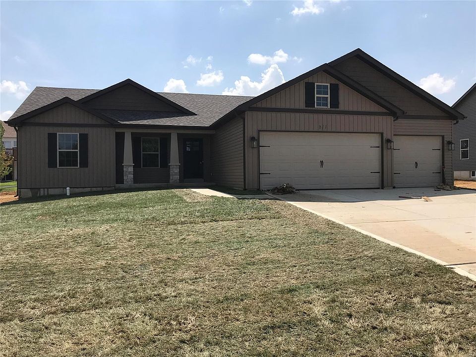 1st image of 811 Glen Eagle Dr
