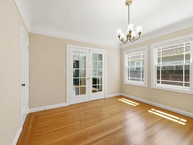 126 Jeter St — Photo 28