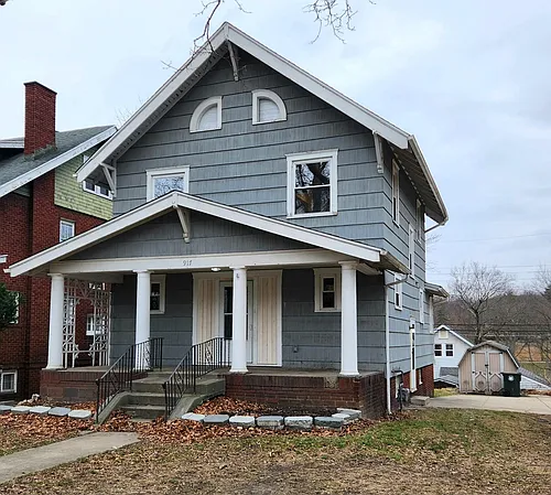 917 Ridge Rd NW Photo 1