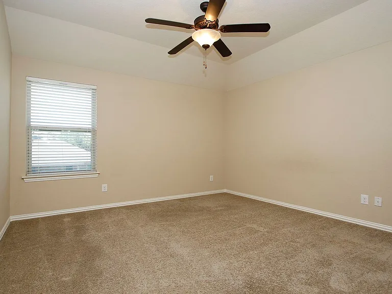 13827 Slate Mountain Ln — Photo 38