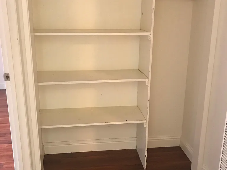 1146 Washington Ave #3 — Photo 5