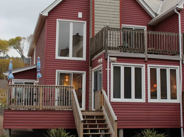 374 Edith Cavell Blvd #21, Central Elgin, ON N5L 1E5