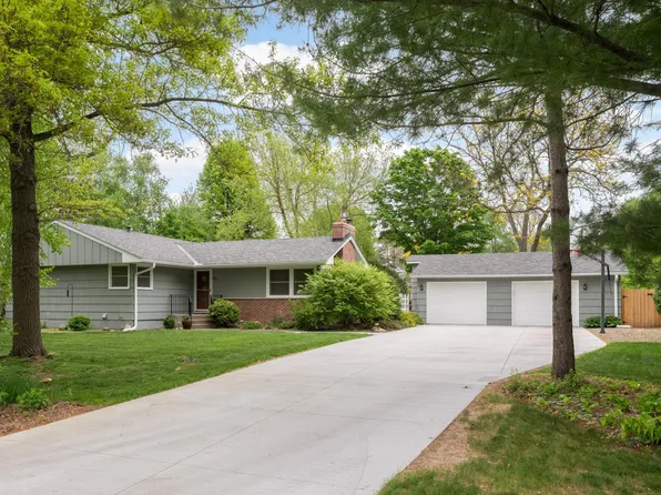 3523 Comet Ln, Minnetonka, MN 55345