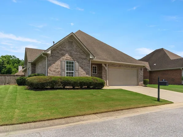 111 Holland Cv, Pelham, AL 35124