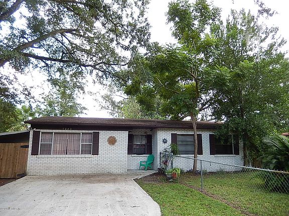2nd image of 5840 Oaklane Dr