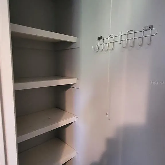 3727 SW 28th Ter #2 — Photo 15