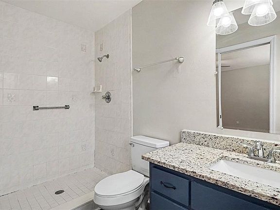 5th image of 4620 NE 8th St