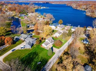 15 Ems D17 Ln, Syracuse, IN 46567