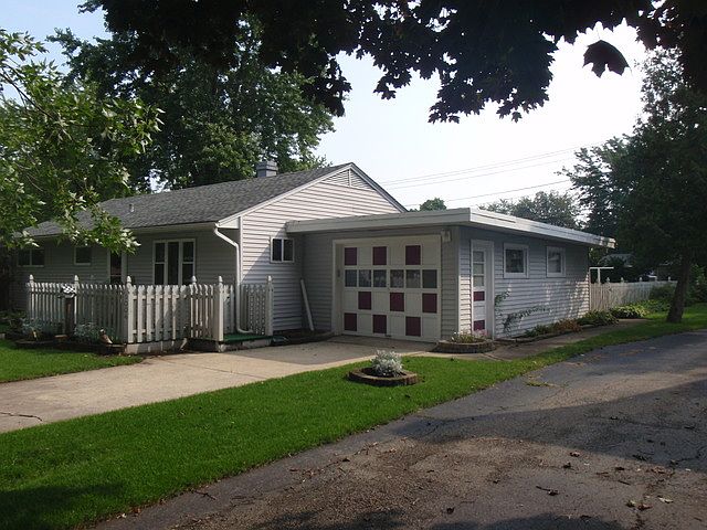 1st image of 1004 N Barthelme Ave
